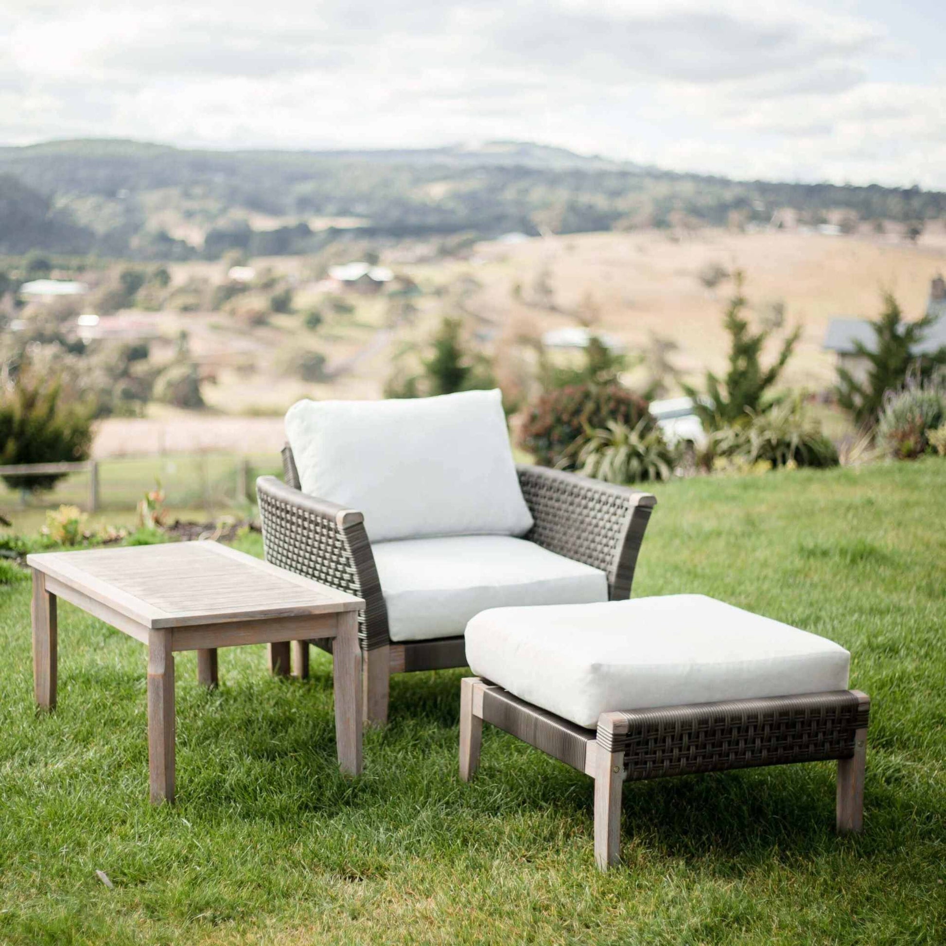 Paradise 3 Piece Patio Set