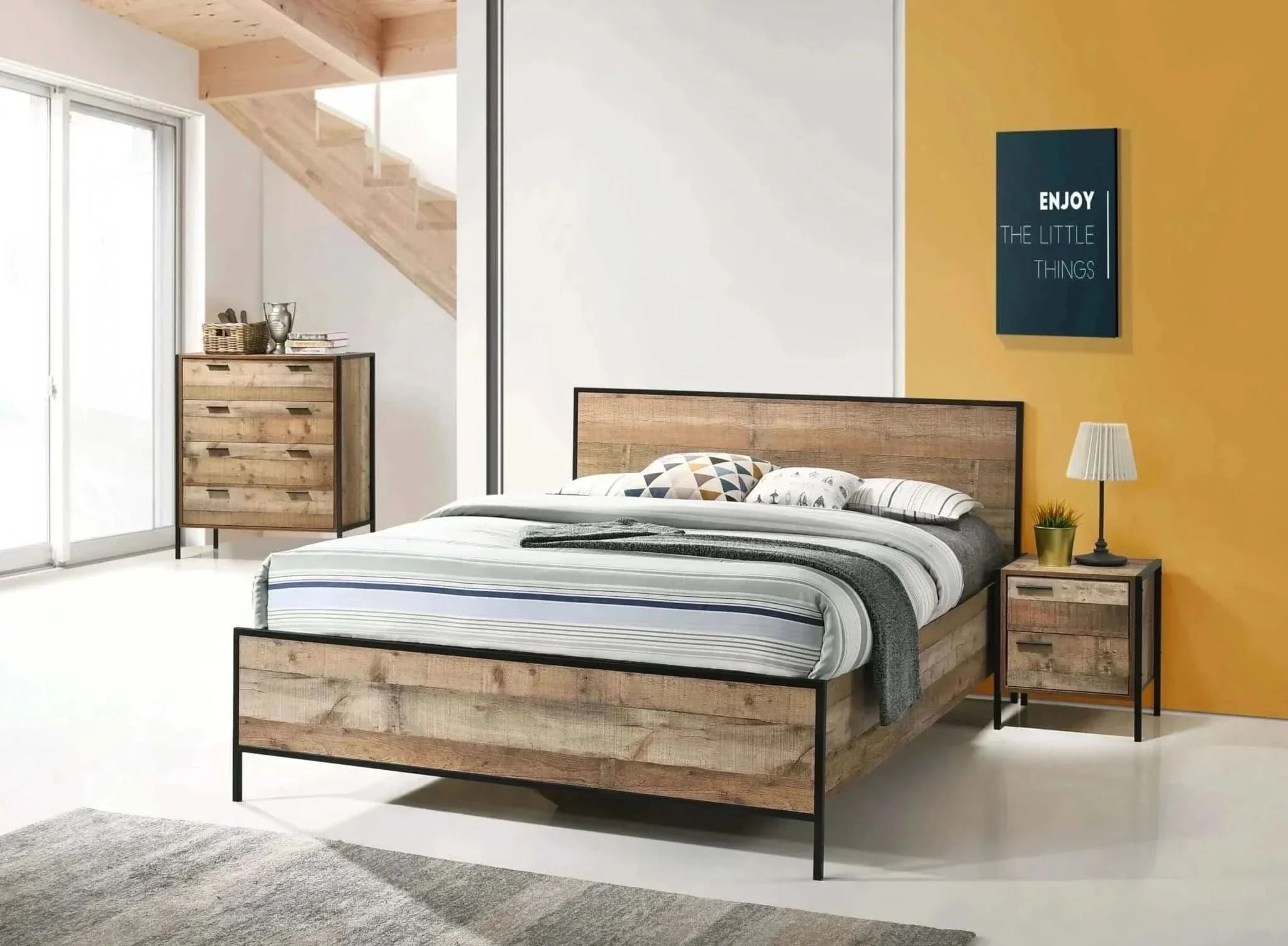 Mascot Queen Size Bedframe - Oak