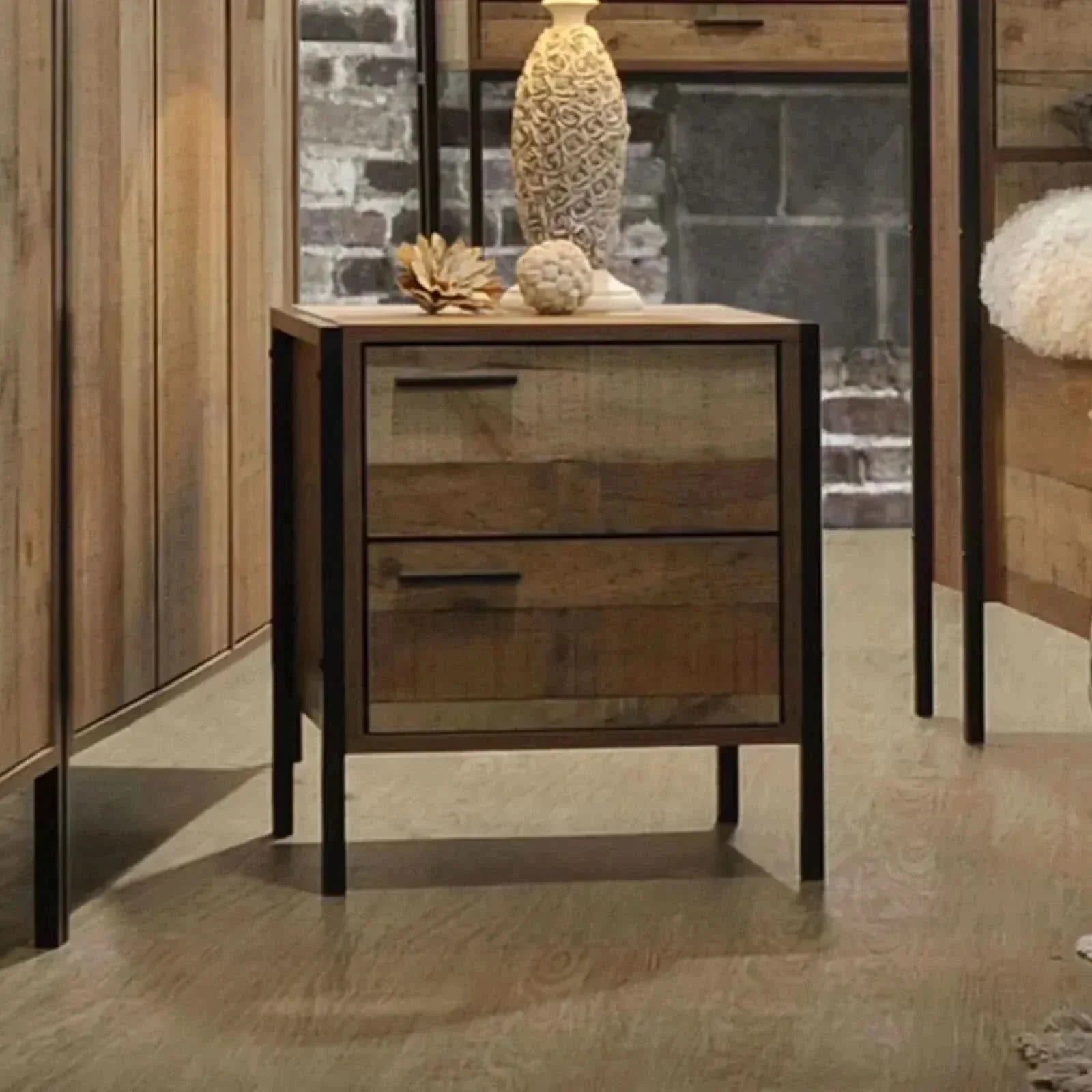 Best Table Bedside Tables for Every Bedroom Style