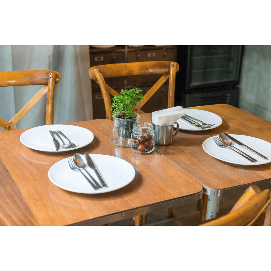 Hosting Dinner Parties in Style: Choosing Dining Table and Chairs