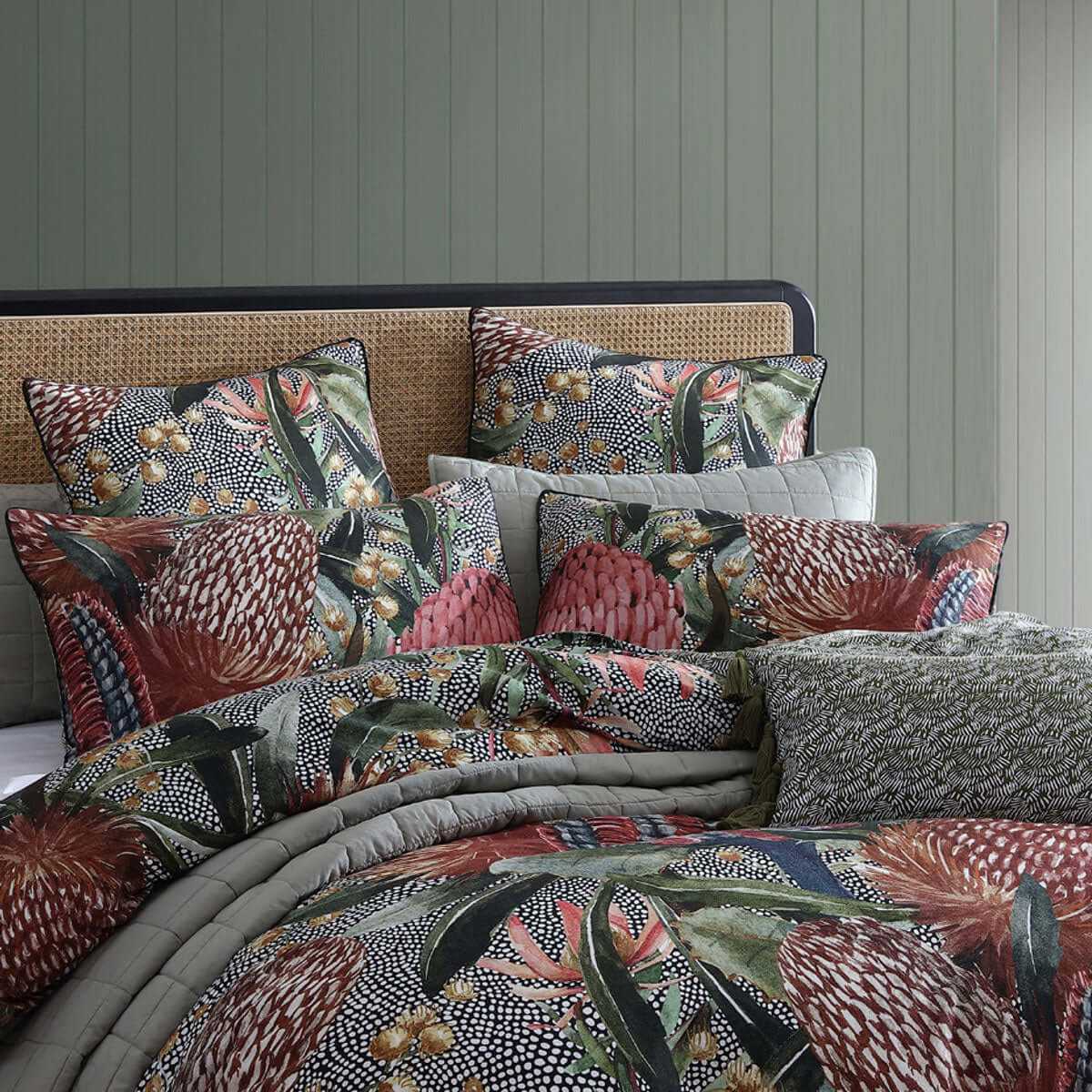 Barrabar Ruby 250TC 100% Cotton Sateen King Size Quilt Cover Set