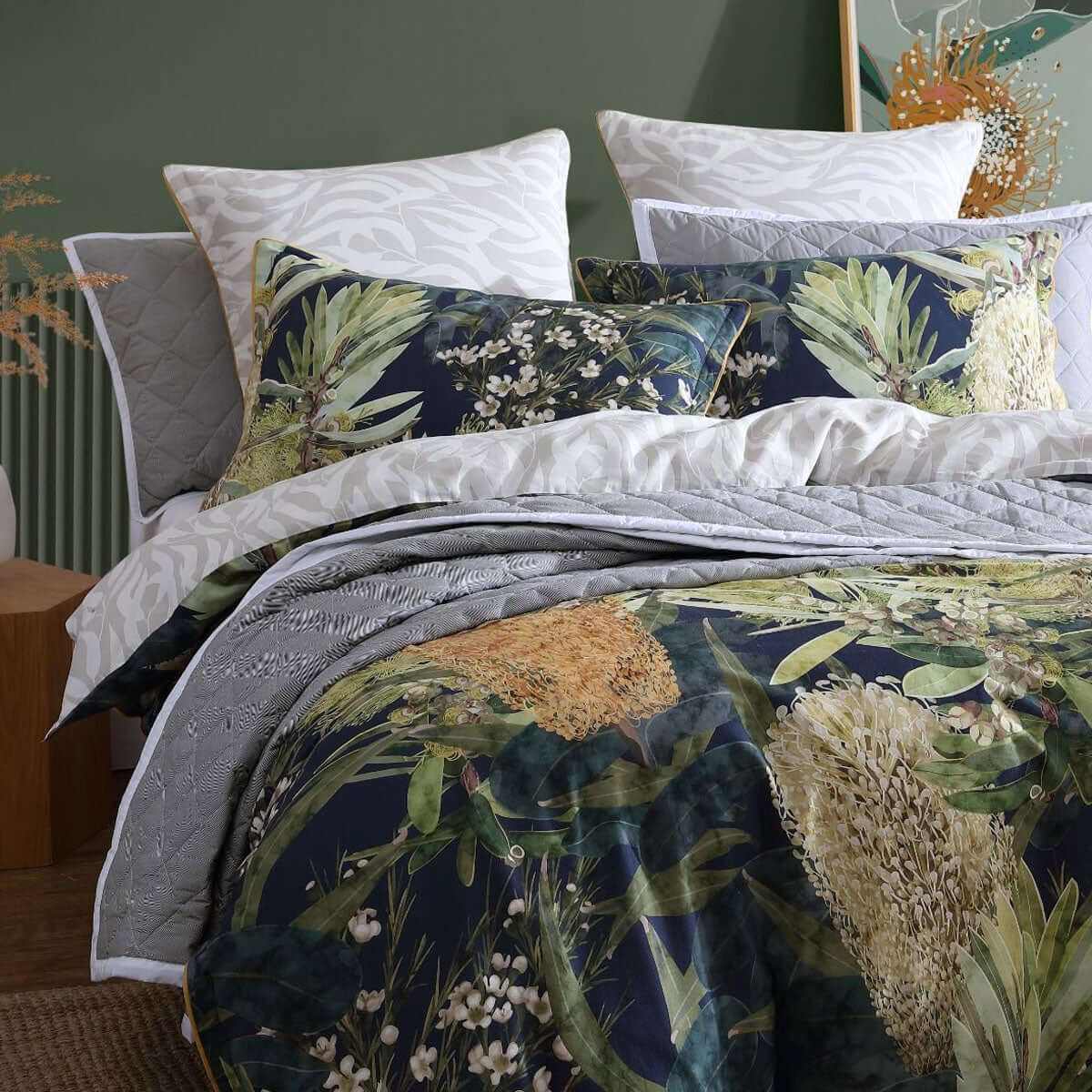 Kiera 250TC 100% Cotton Sateen Green Duvet Cover Set King