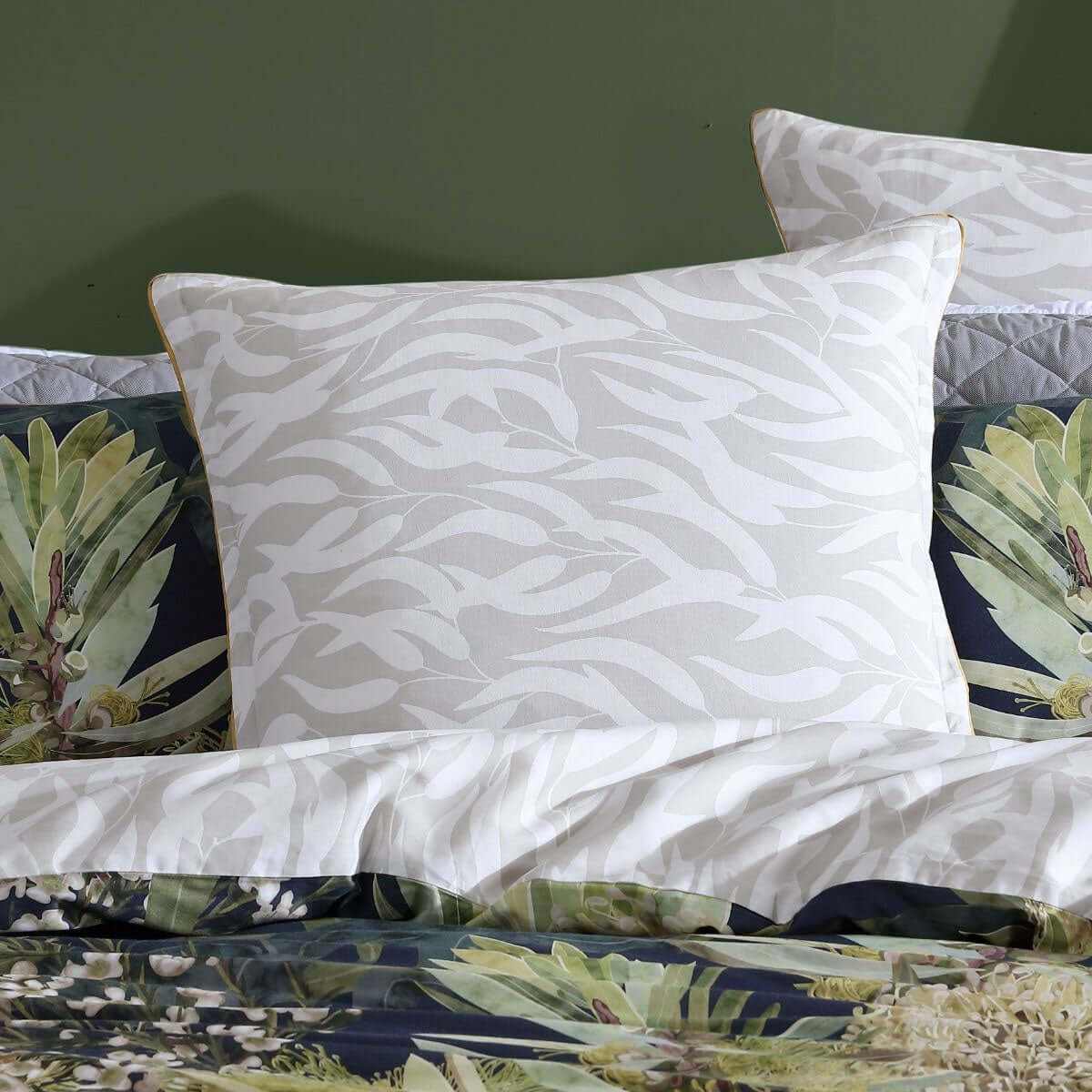 Cotton Sateen Kiera Green Duvet Cover Set Queen