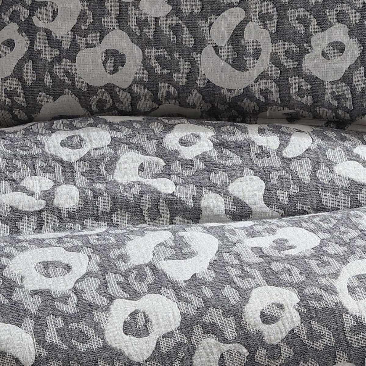 Leo Dove Cotton Duvet Cover Queen With Pillows