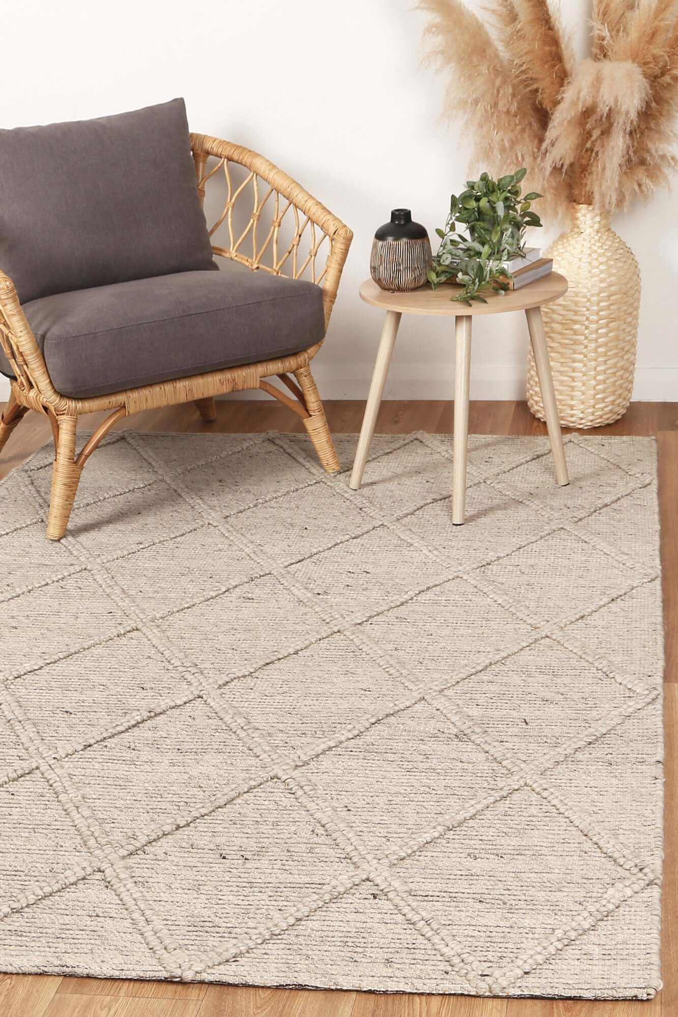 Goa Large Cream Rug - 300x400