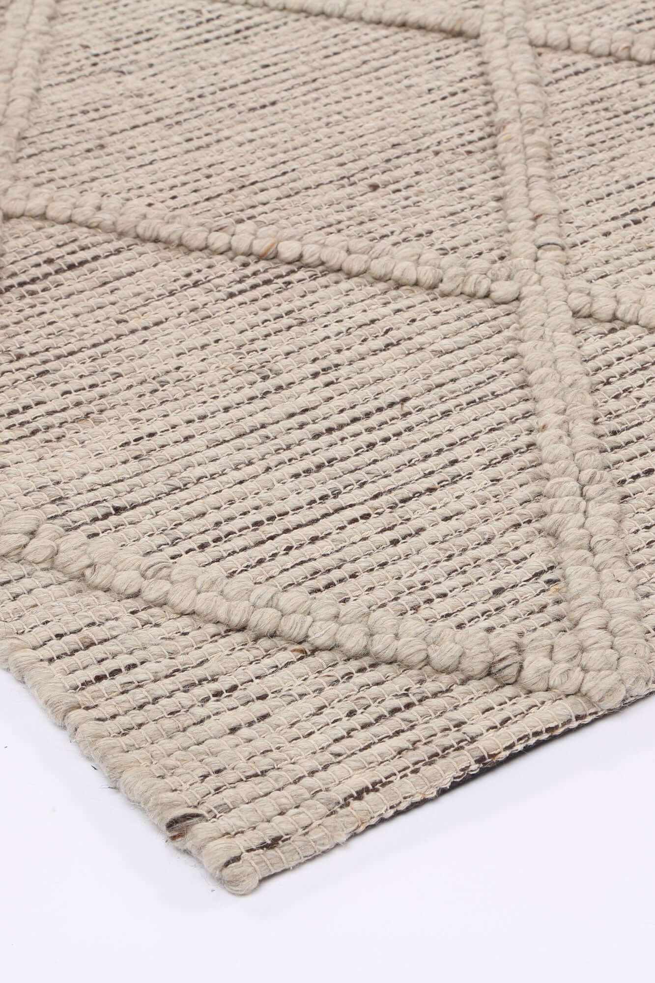 Goa Large Cream Rug - 300x400