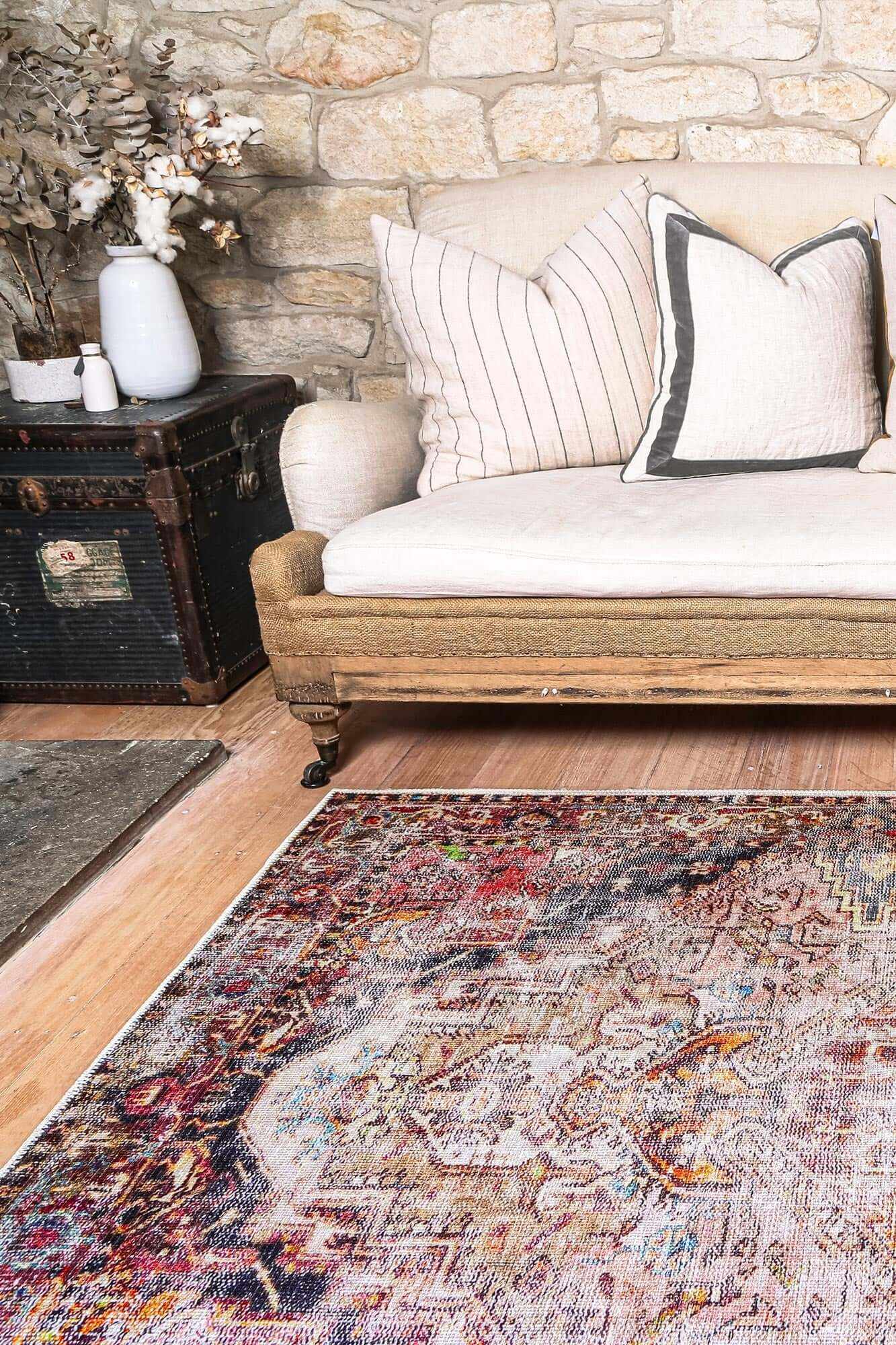 Vintage Crown Multi Distressed Retro Rug - 280x380