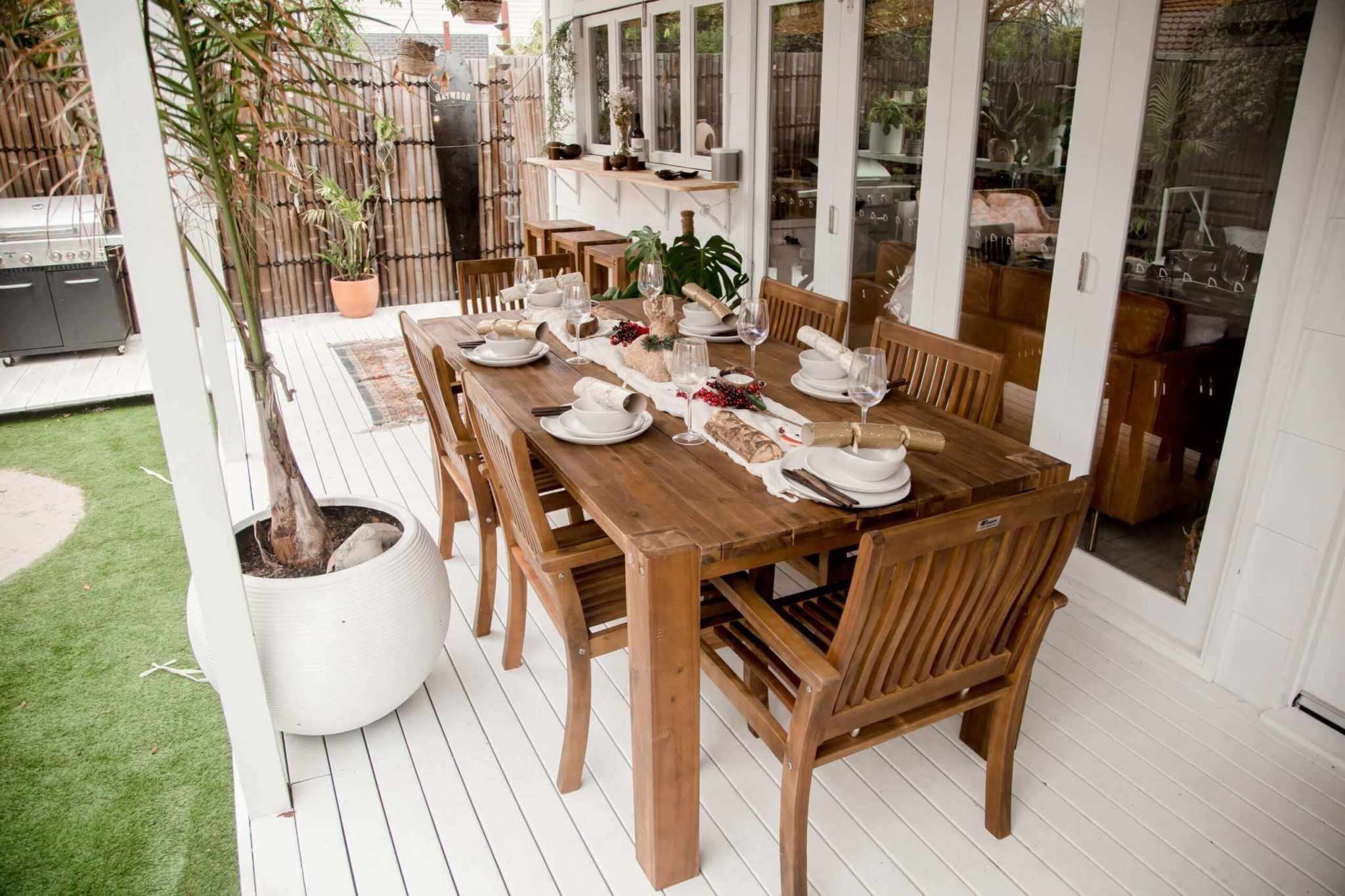 dining table with arm chairs