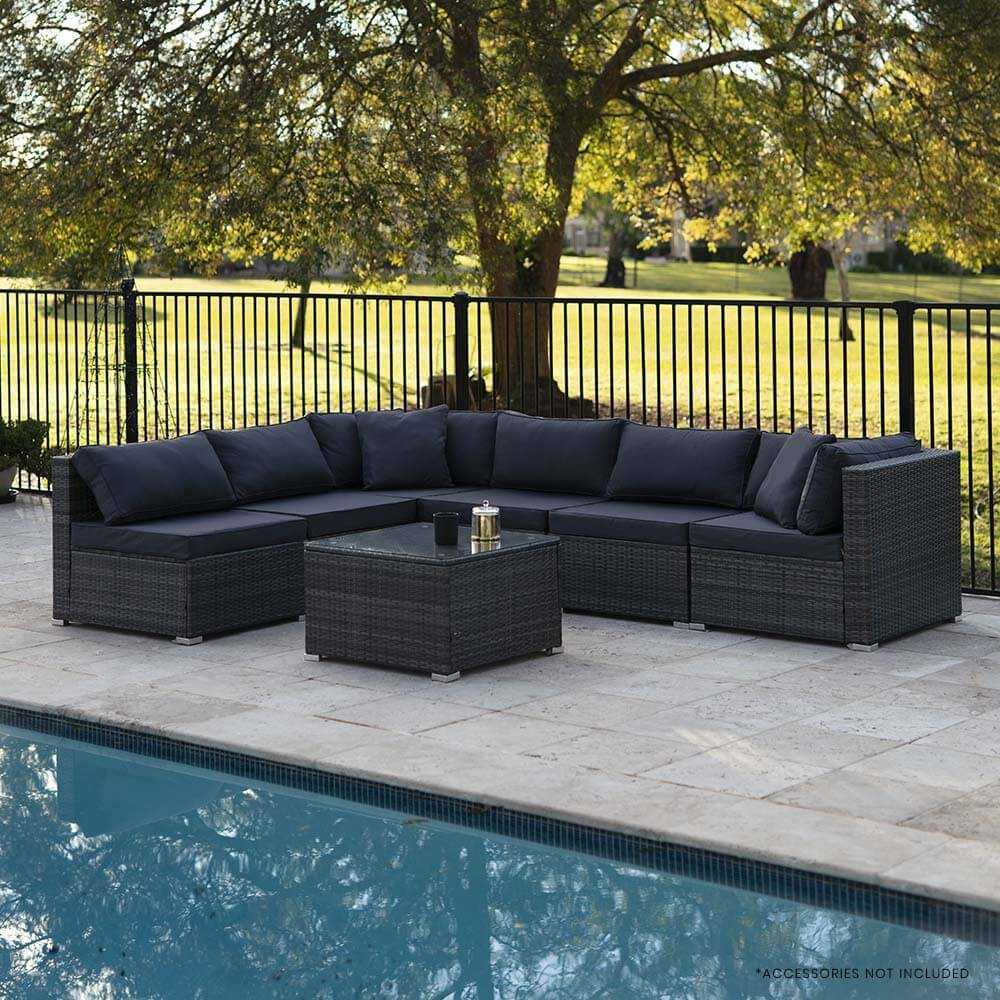 LONDON RATTAN 7 Piece 6-Seater Modular Outdoor Lounge with Coffee Tabl