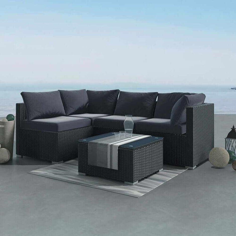 patio lounge outdoor 