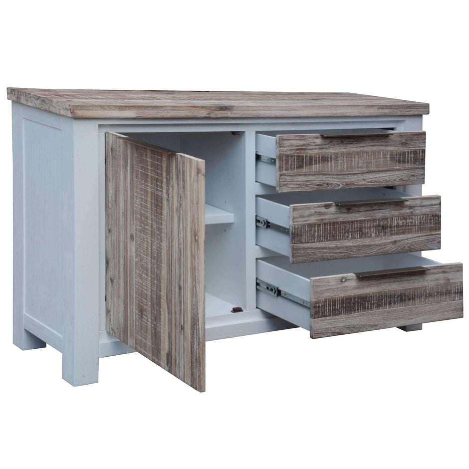 farmhouse buffet table