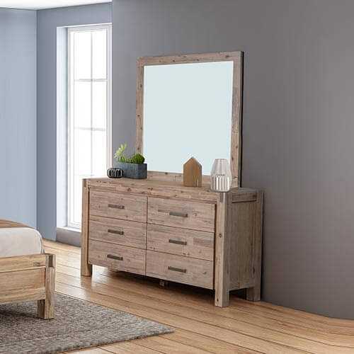 Drawers chest with mirror