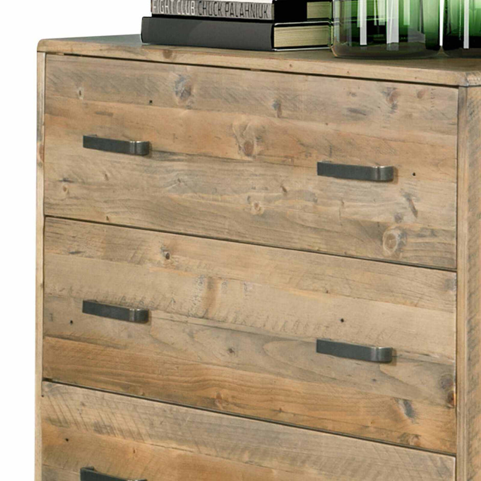 strong chest of drawers